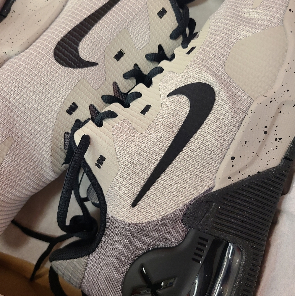 Men's Nike AIR MAX ALPHA TRAINER 5 Lt Iron/Black/Pewter DM0829-013 Sz 10 + 10.5 - Picture 3 of 6